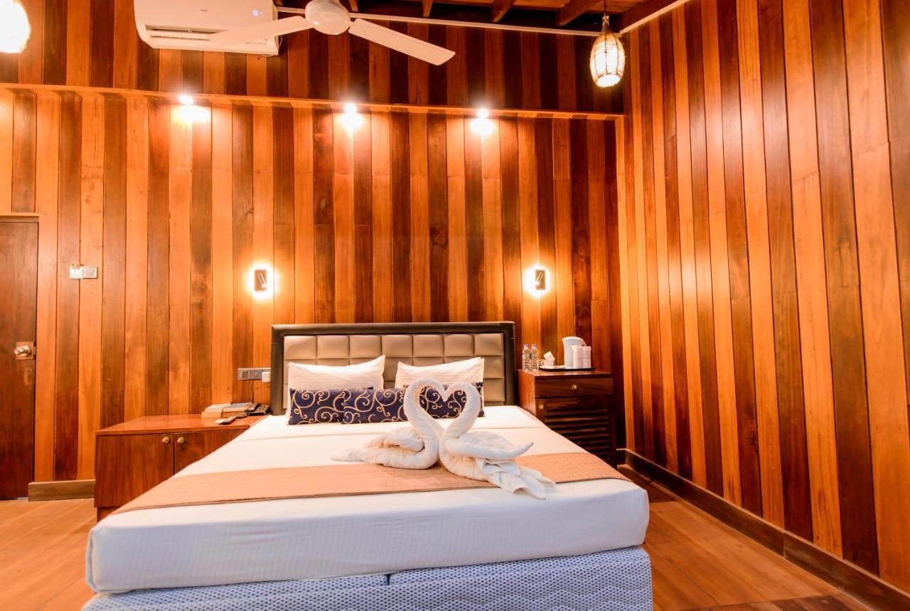 Sevonra Hotel Unawatuna Buitenkant foto