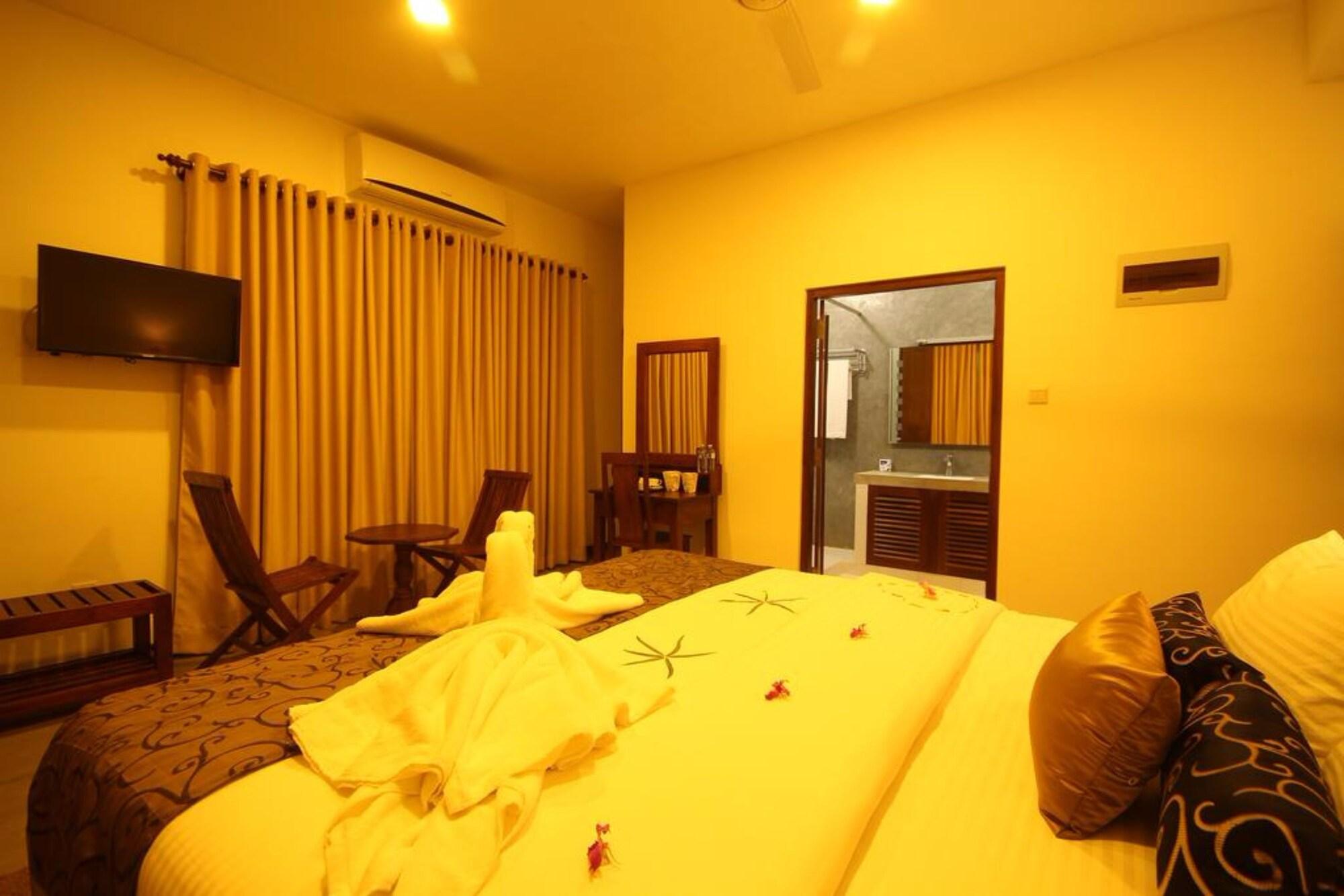 Sevonra Hotel Unawatuna Buitenkant foto