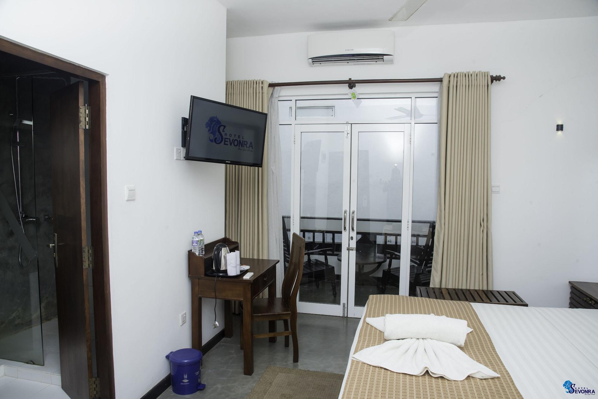 Sevonra Hotel Unawatuna Buitenkant foto