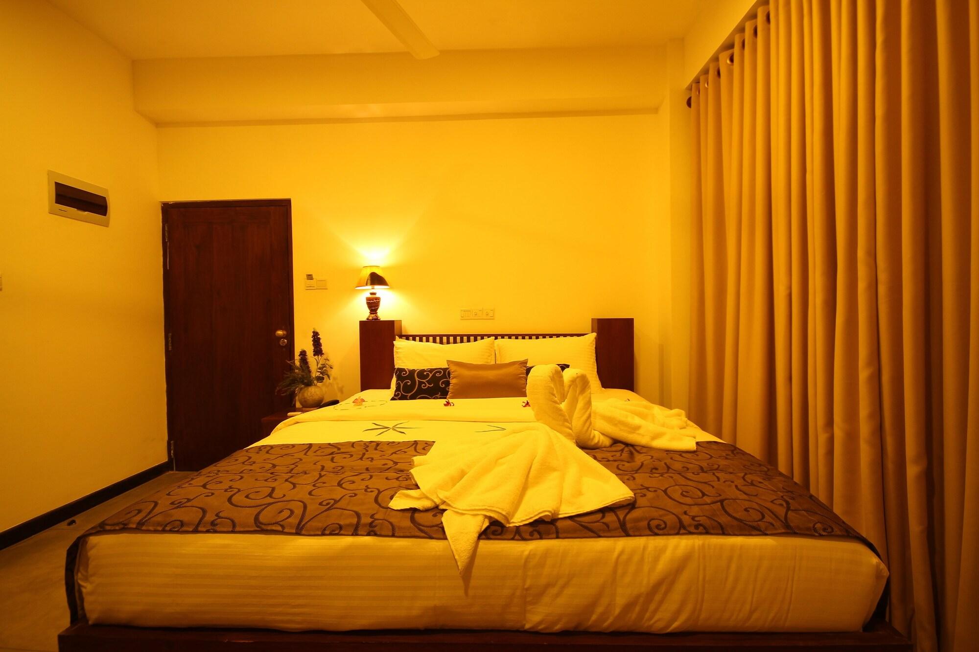 Sevonra Hotel Unawatuna Buitenkant foto