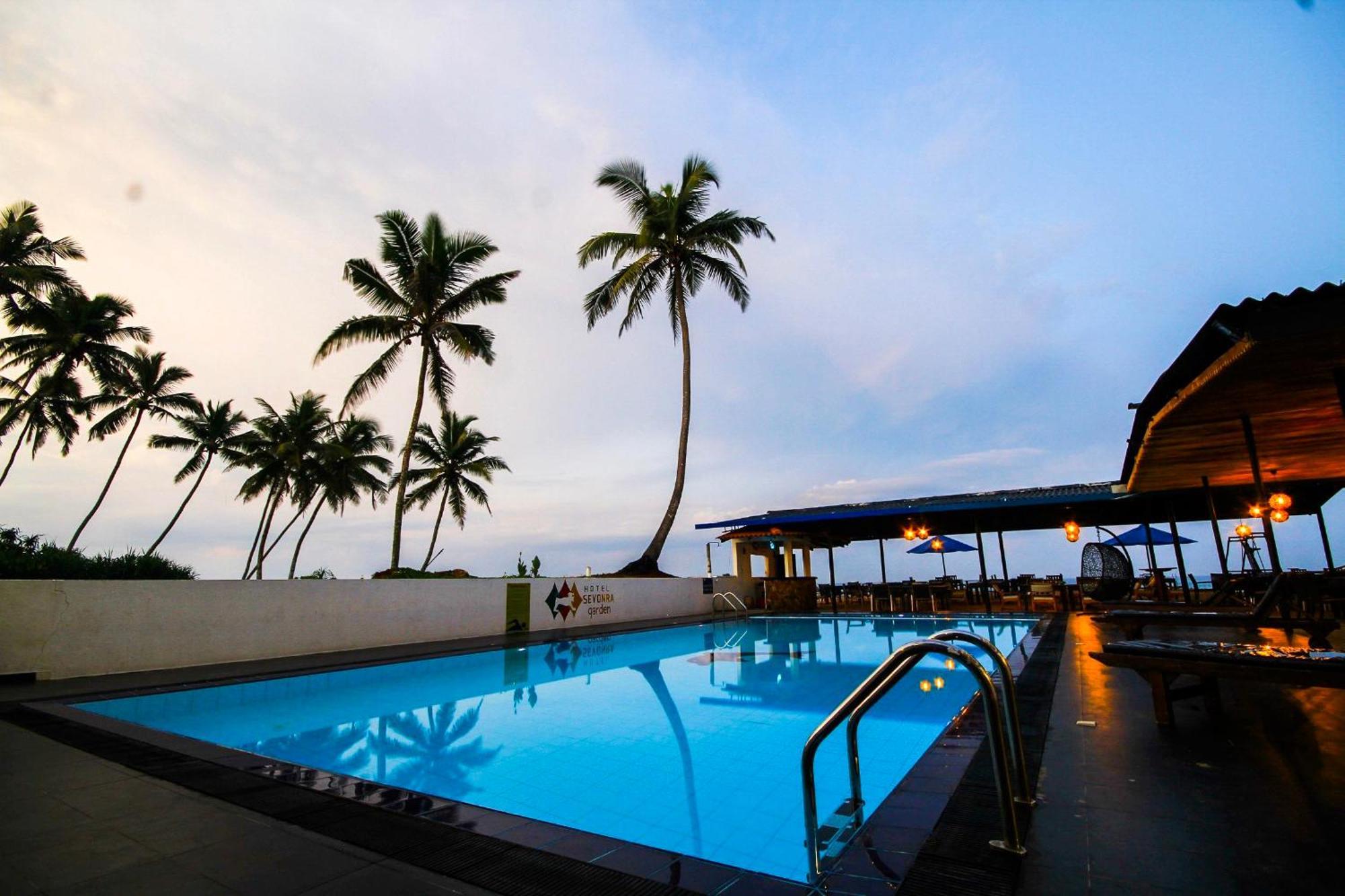 Sevonra Hotel Unawatuna Buitenkant foto