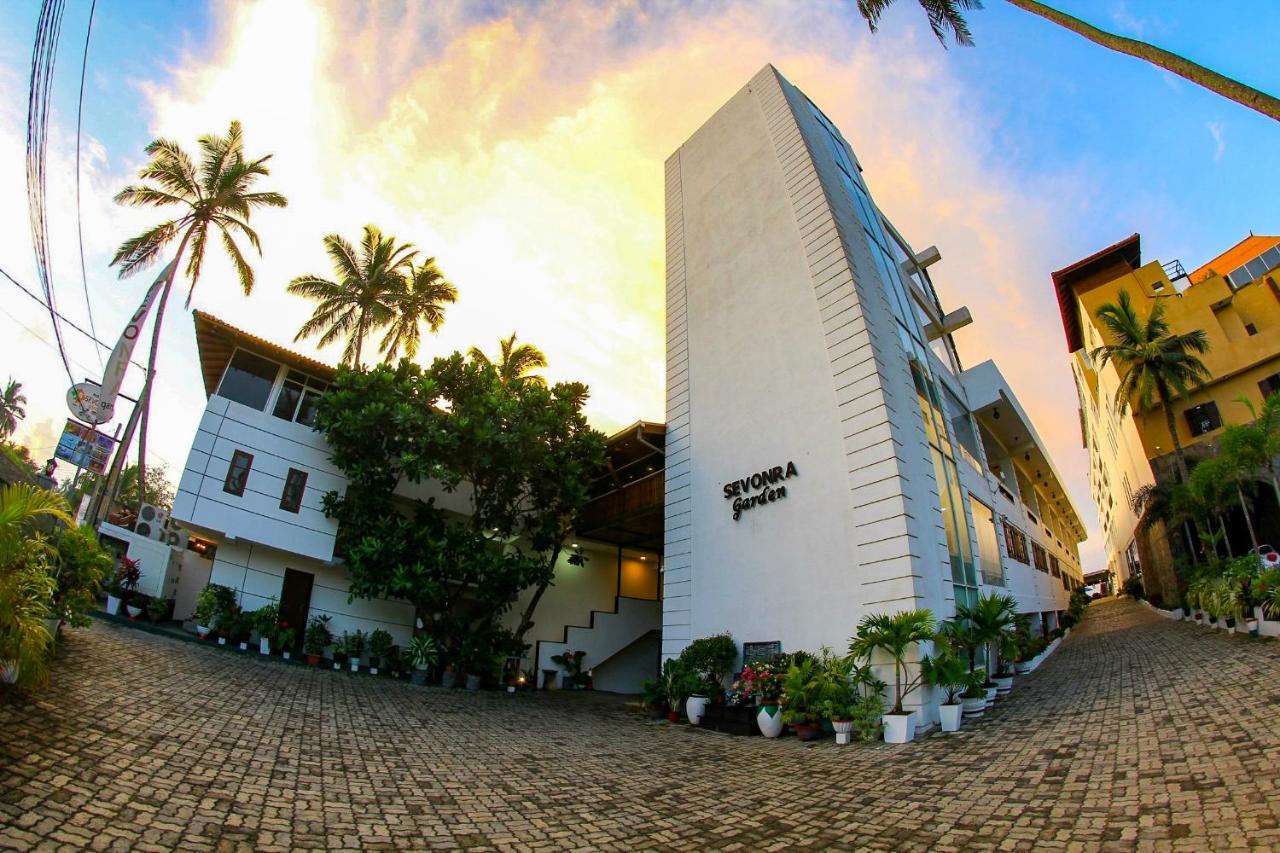 Sevonra Hotel Unawatuna Buitenkant foto